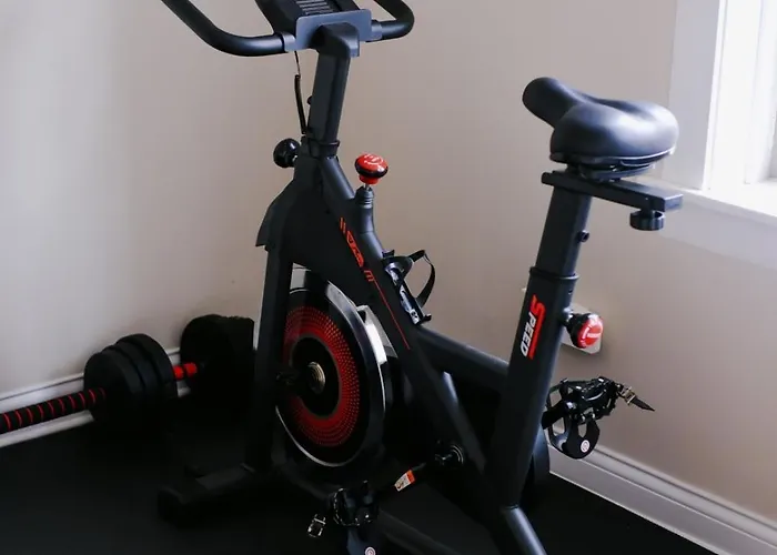 2br Fitness Pad • Private Gym • Sleeps 7 *